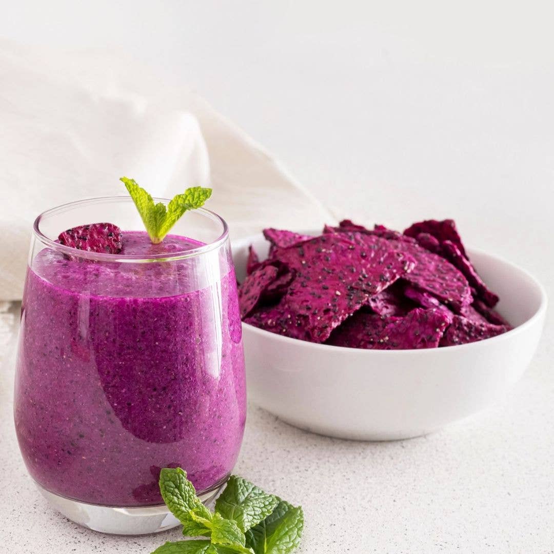 Dried Dragon Fruit Chips - Tiny Noms